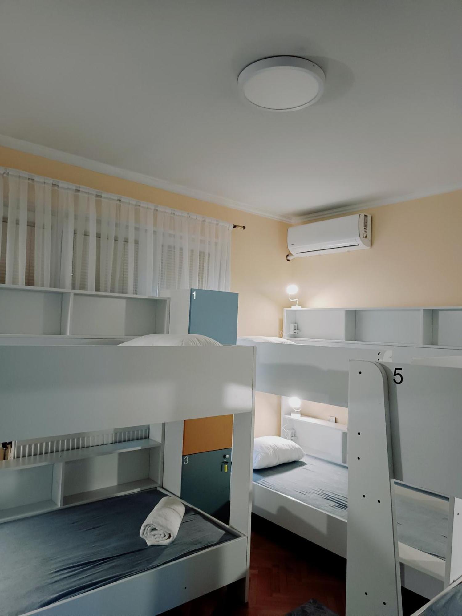 Hostel Central スコピエ エクステリア 写真
