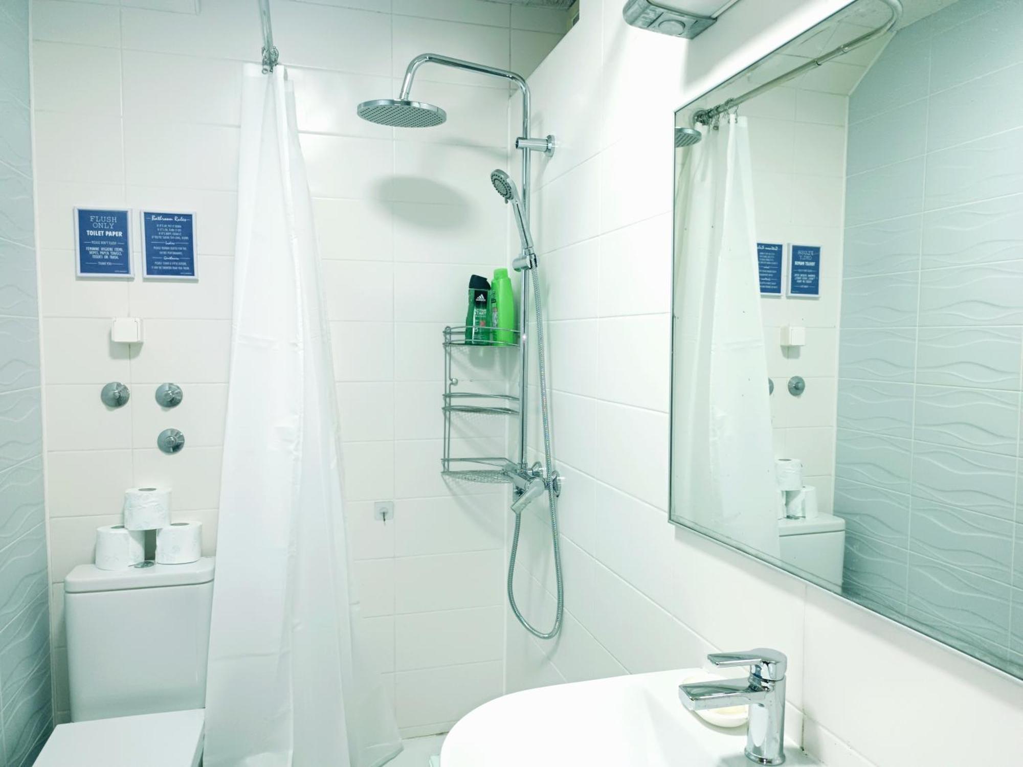 Hostel Central スコピエ エクステリア 写真