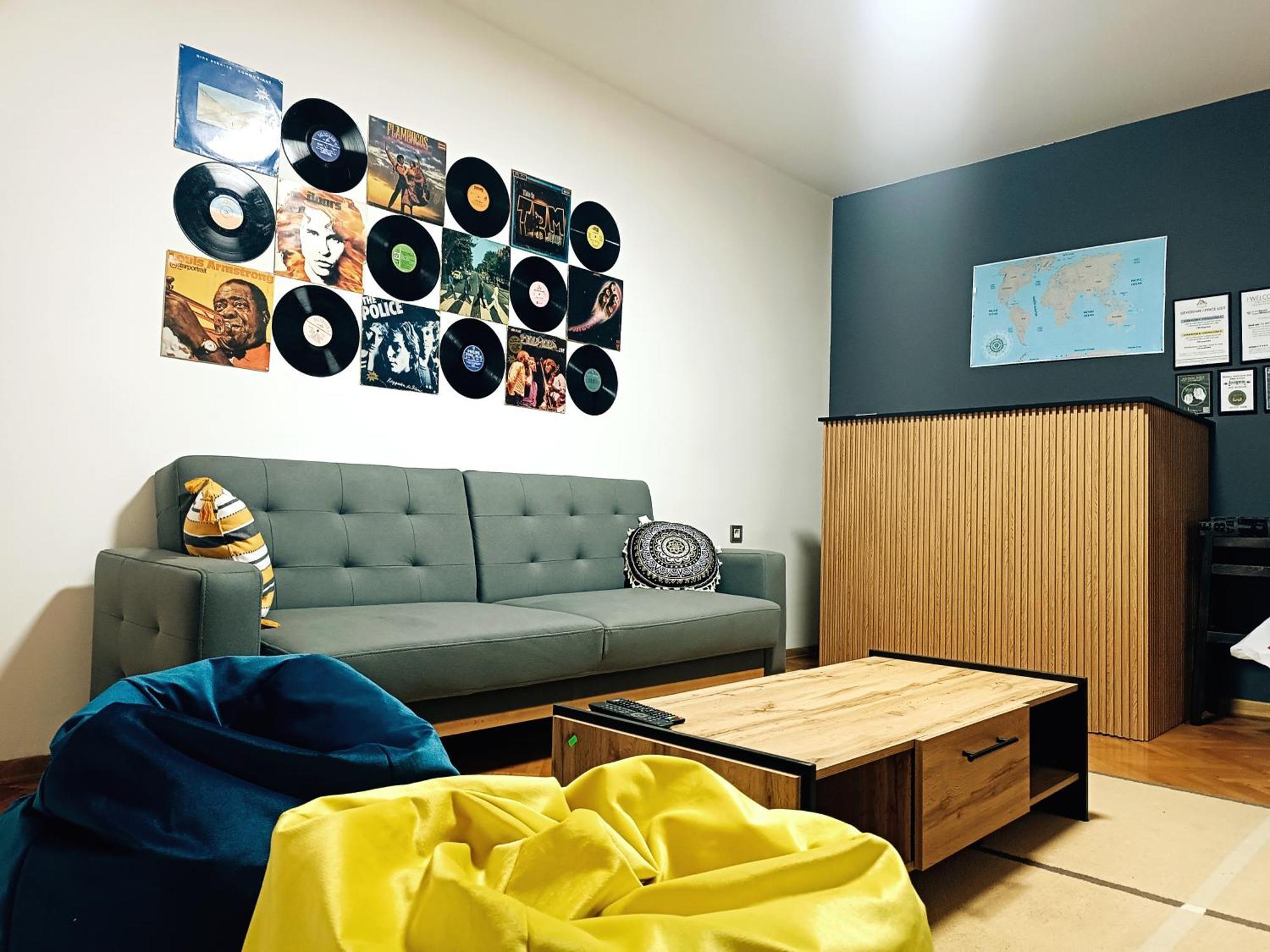 Hostel Central スコピエ エクステリア 写真