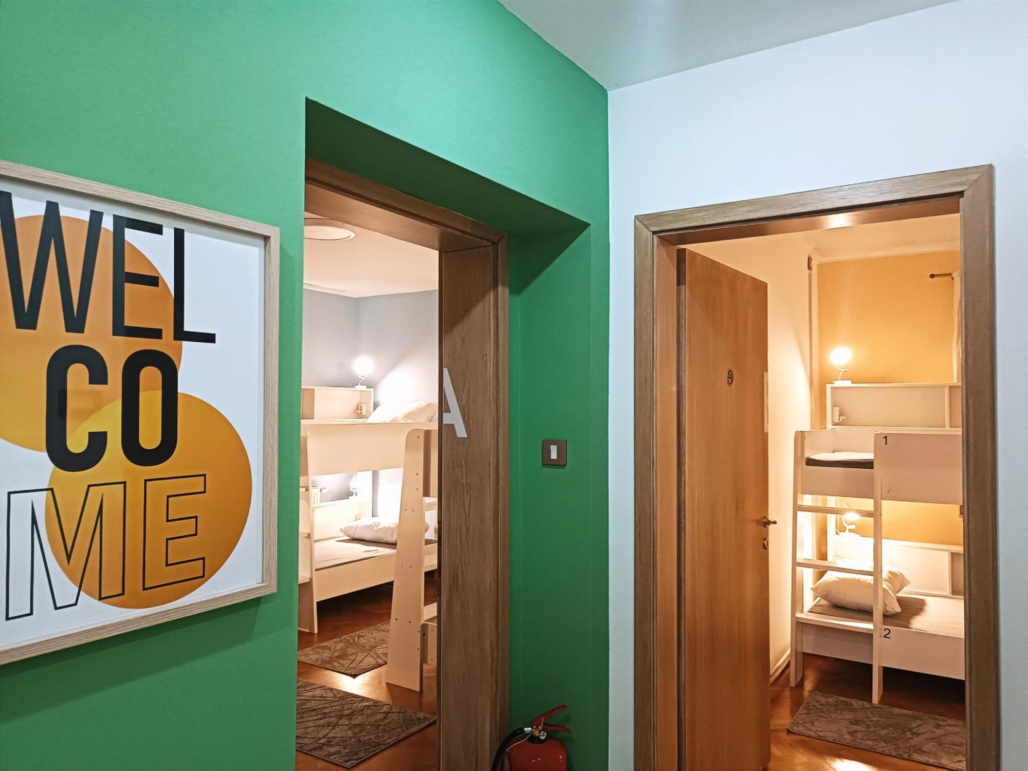 Hostel Central スコピエ エクステリア 写真